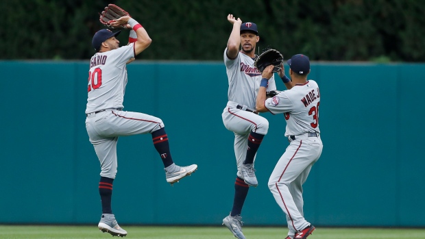 Twins break 2018 Yankees' record for most home runs in a season