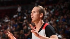 Raptors sign forward Singler