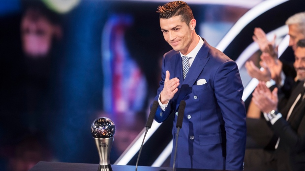 Federation Internationale de Football Association 17 TOTY: Ultimate Team of the Year confirmed
