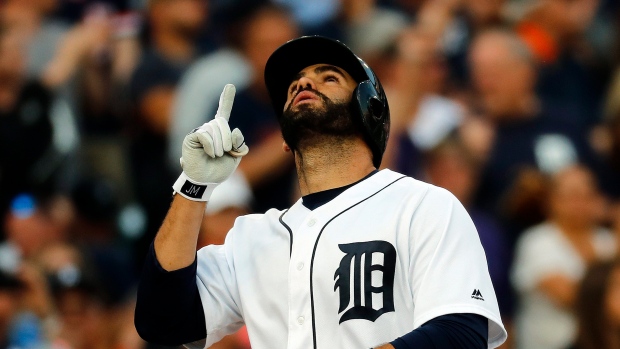 Tigers, Zimmermann power past White Sox 10-1