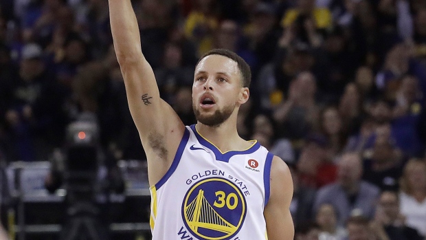 Shooting star: Stephen Curry makes 105 straight 3s post-practice