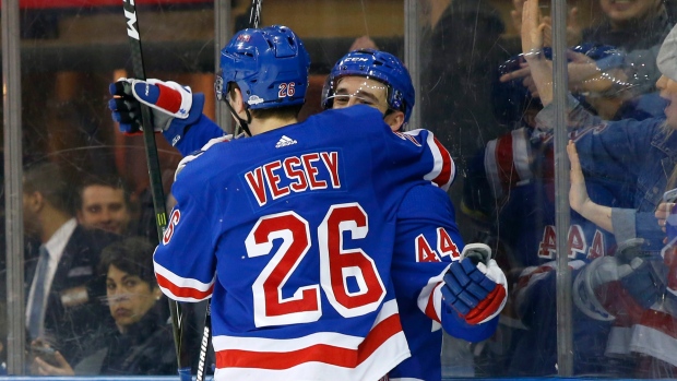 Chris Kreider scores twice, Rangers beat Sabres 5-1 in season opener