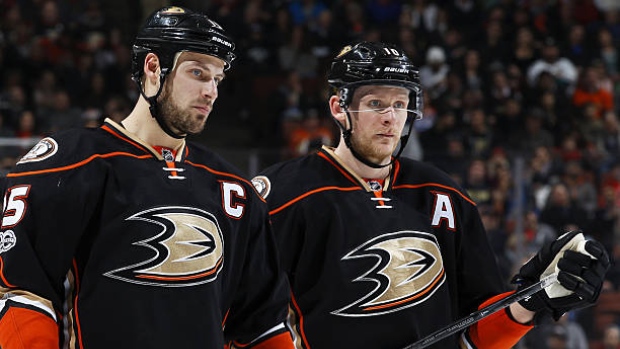 Ducks re-sign longtime captain Ryan Getzlaf to 1-year contract