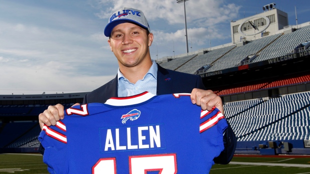 Hair-raising landing didn't deter Bills from drafting Allen 