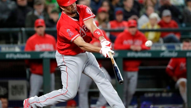 Albert Pujols likely out for season after left knee surgery