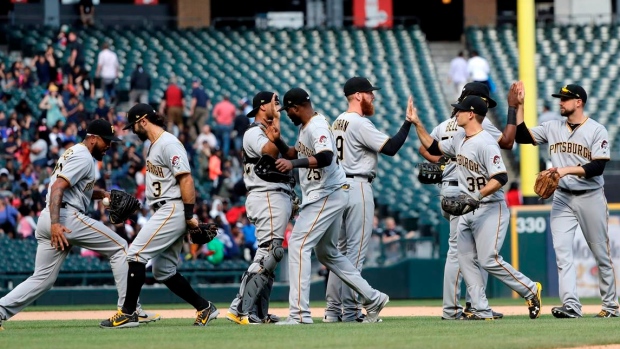 pittsburgh-pirates-end-10-game-skid--rallying-in-9th-to-beat-mia