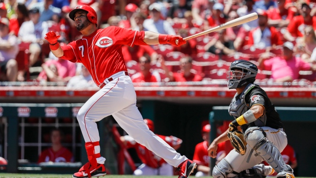 Suarez's Grand Slam Leads Reds Over Pirates - TSN.ca