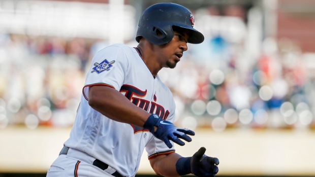 Eduardo Escobar traded from Minnesota Twins to Arizona Diamondbacks