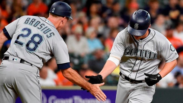 Another Mariners injury? Ichiro and Jean Segura exit Wednesday's game