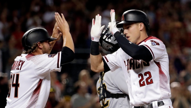 A's sign free-agent third baseman Jake Lamb