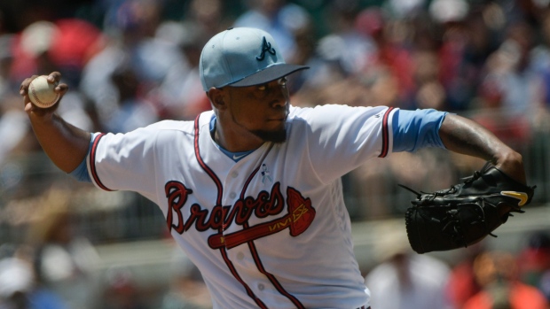 Should the Atlanta Braves keep or trade Julio Teheran?