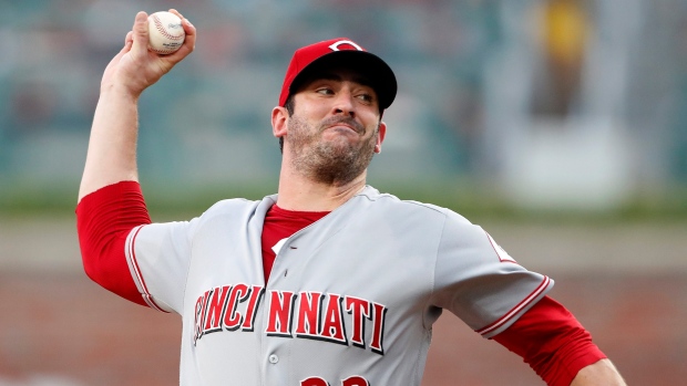 Orioles add Matt Harvey to major league roster