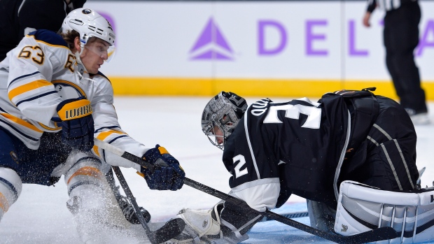 Stolen win in St. Louis soaked in recent memories of Avalanche