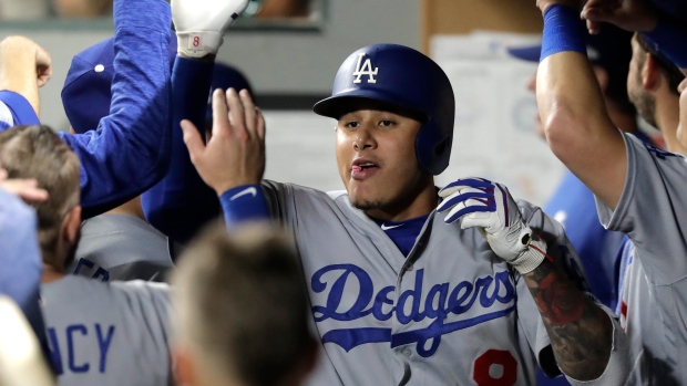 Column: Dodgers fans welcome Manny Machado to his new home