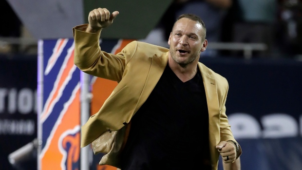 Recapping Brian Urlacher's Hall of Fame Career, News, Scores, Highlights,  Stats, and Rumors