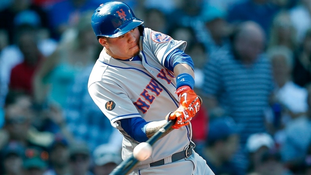 Diamondbacks To Sign Wilmer Flores - MLB Trade Rumors