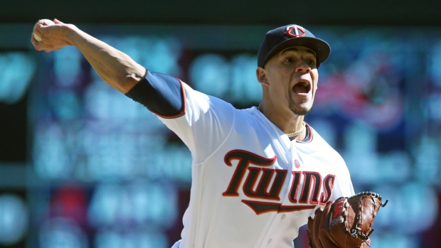 Fans outraged after Blue Jays pull Jose Berrios from Game 2 in 4th