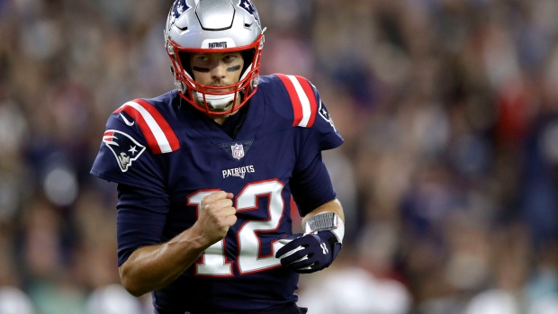 Patriots' Tom Brady looking to stay unbeaten against Bears