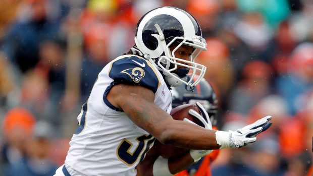 Todd Gurley runs for 208 yards to lead unbeaten Rams past Broncos – Orange  County Register