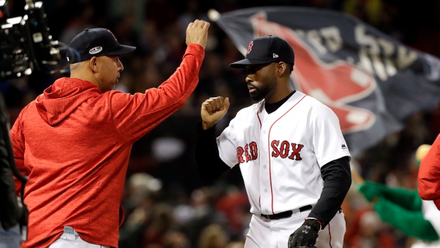 VIDEO: Jackie Bradley Jr. homers to tie Game 3 of World Series