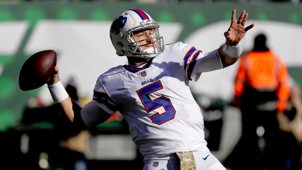 Get To Know The 2022 Buffalo Bills Quarterbacks: Josh Allen, Case Keenum  and Matt Barkley 