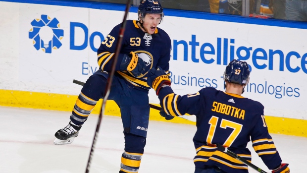 Skinner scores 2; Sabres win 6-2, to snap Blues' 7-game roll