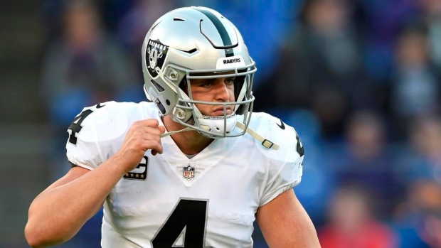 Derek Carr Publicly Apologizes To The Las Vegas Raiders