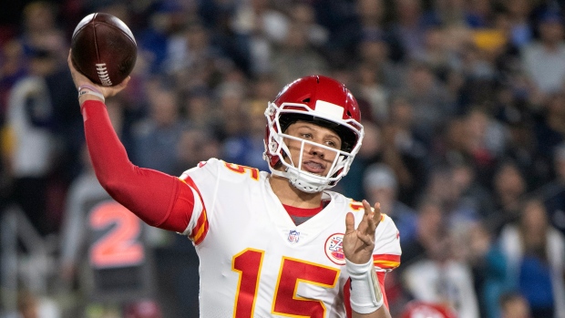 Chiefs' Mahomes learning from (rare) first-year mistakes - TSN.ca