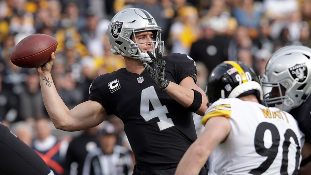 Carr's late TD pass leads Raiders past Steelers 24-21