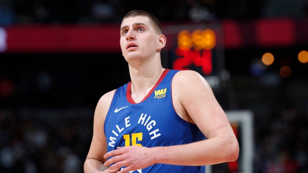 Nikola Jokic's 34-point triple-double paces Nuggets over Lakers in