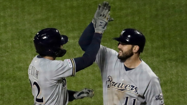 Christian Yelich singles home two in Brewers' win over Mets