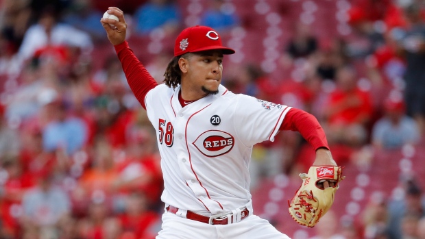 Luis Castillo strong again as Reds beat Braves 4-1