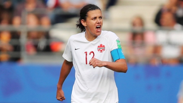 Christine Sinclair scores goal No. 182 against Dutch at ... - 620 x 349 jpeg 73kB