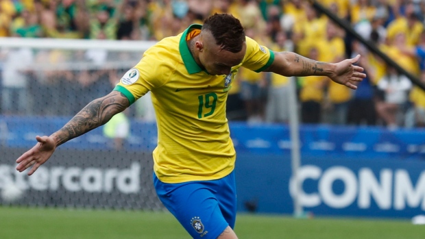 Brazil players upset by fans' jeers in friendly