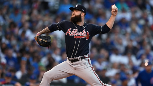 Keuchel gets 1st win with Braves in 5-3 victory over Cubs