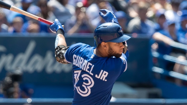 Blue Jays' Lourdes Gurriel Jr. has his historic hit streak put on hold by a  late injury