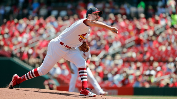 Wainright's return helps Cardinals to win over Diamondbacks