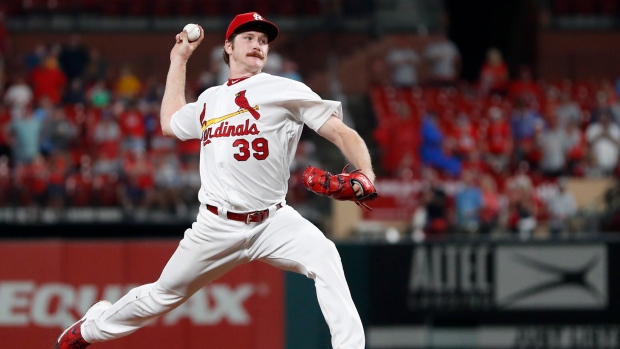 Mikolas, O'Neill lead Cardinals to 7-0 win over Pirates