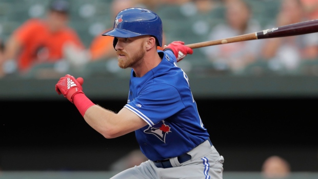 Brewers acquire outfielder Derek Fisher from Blue Jays