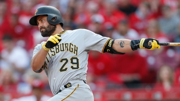 Francisco Cervelli finalizes $2 million, 1-year contract with