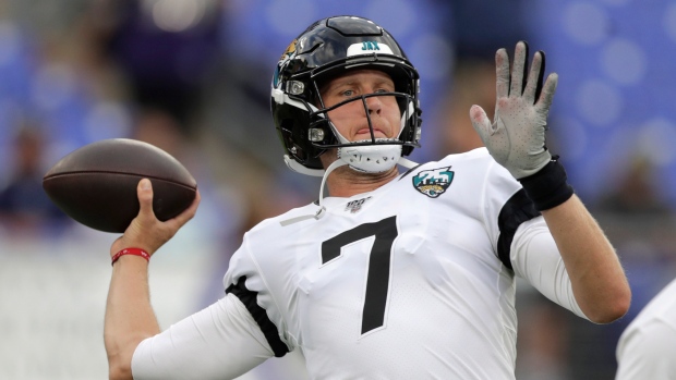 Foles will start for Jaguars over Minshew after bye week