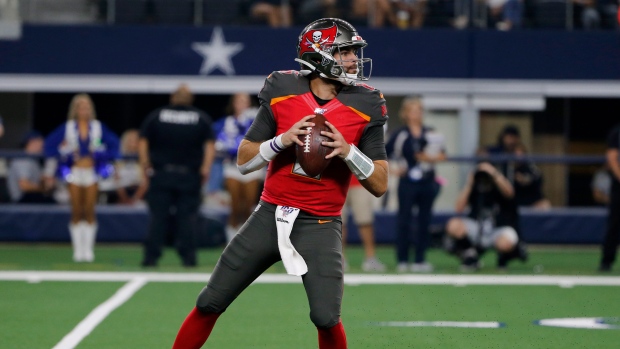 Vincent Testaverde Jr. takes the field at Buccaneers camp 