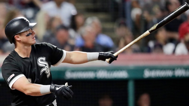 MLB rumors: Yankees, Mets linked to White Sox's James McCann, and