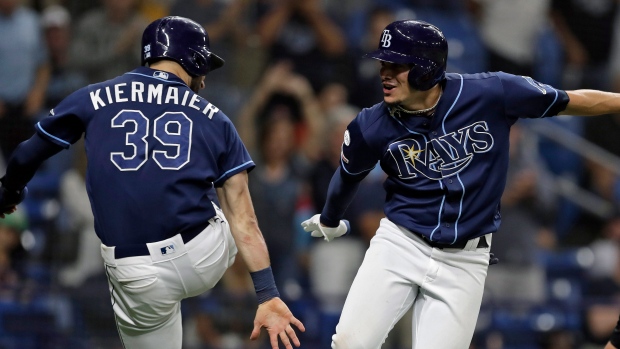 Playoff-contending Rays score 6 in 4th, beat Red Sox 7-4