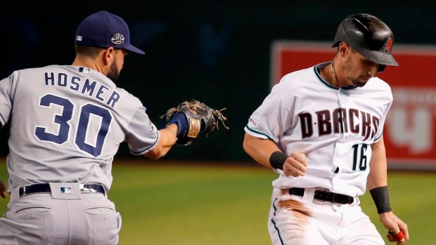 Padres, Diamondbacks to meet in regular-season games in Mexico City