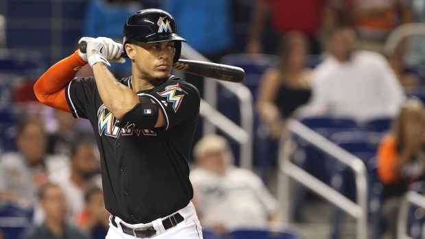 Marlins to sign Giancarlo Stanton to 13-year, $325 million deal