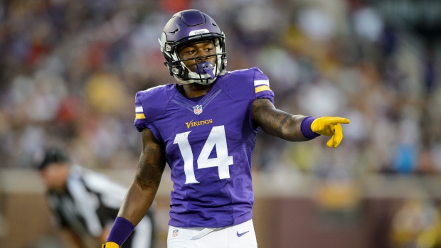 Buffalo Bills acquire WR Stefon Diggs in a trade with Minnesota