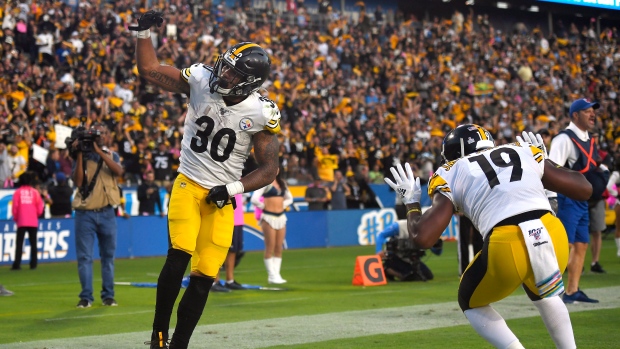 Steelers Hold Off Colts In Final Seconds, 24-17