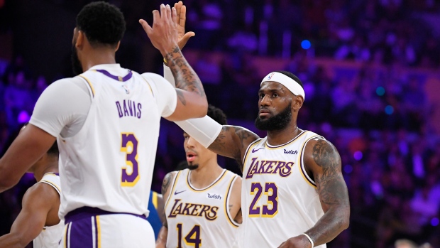 Report: LeBron James, Anthony Davis expected to play on Christmas Day - TSN.ca