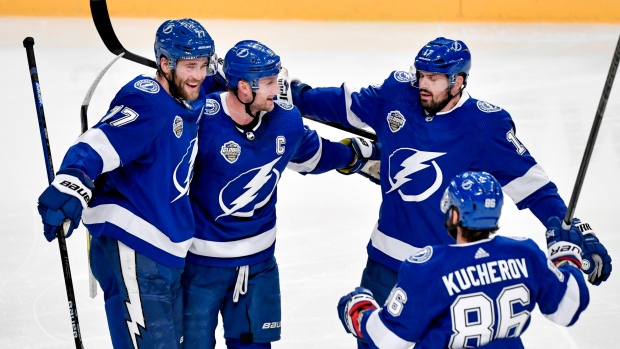 Tampa Bay Lightning win to sweep Buffalo Sabres in Sweden 